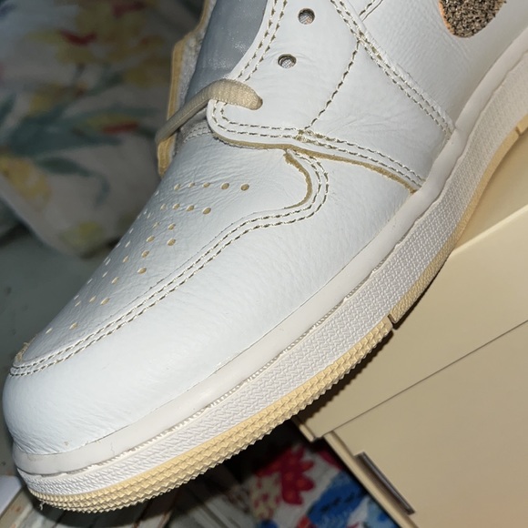 Nike Air Jordan 1 High OG Craft Sail/Pale Vanilla/Black Mens size 12 New (2023) - Picture 14 of 17